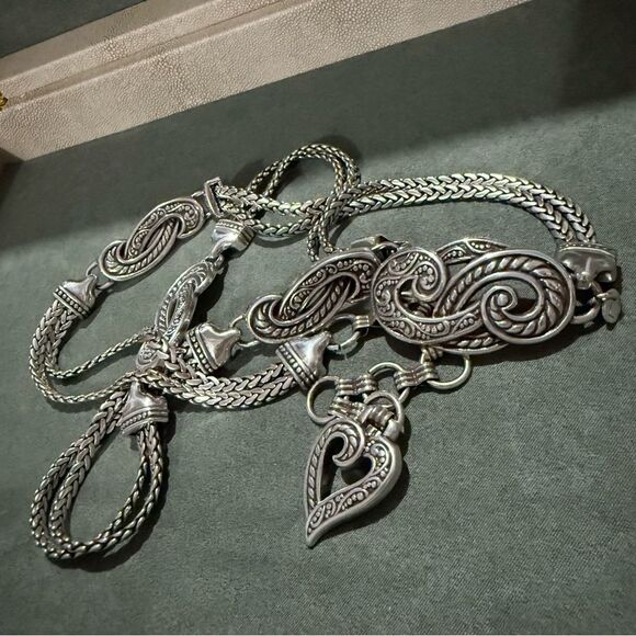 BRIGHTON FILIGREE HEART DESIGNER BELT – SILVER STATEMENT PIECE - Picture 11 of 17